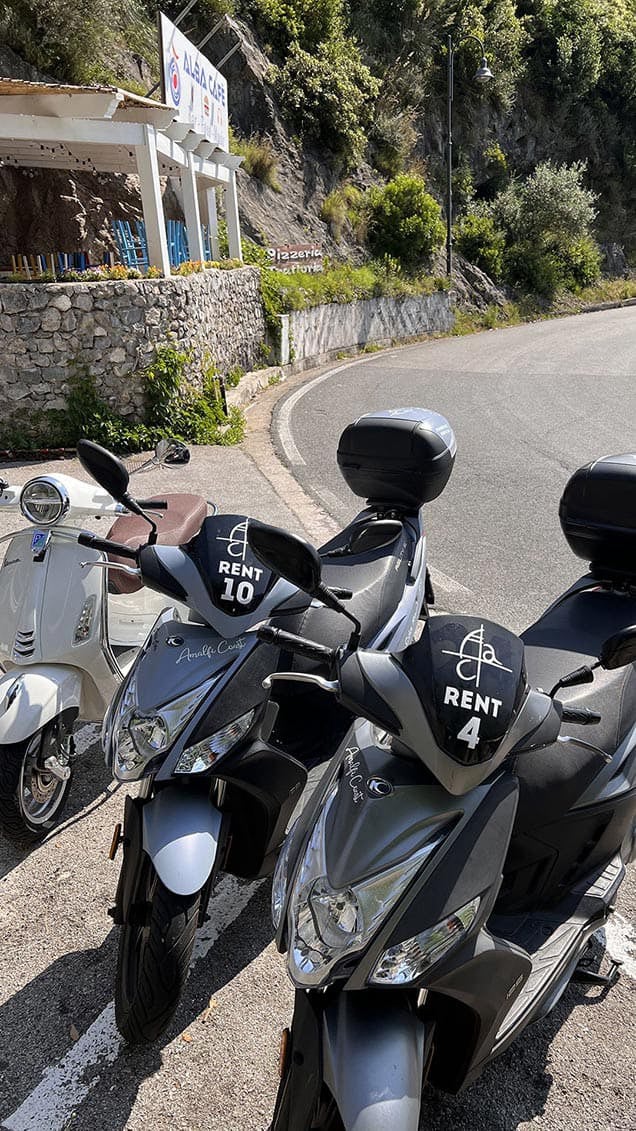 noleggio scooter in Costiera Amalfitana