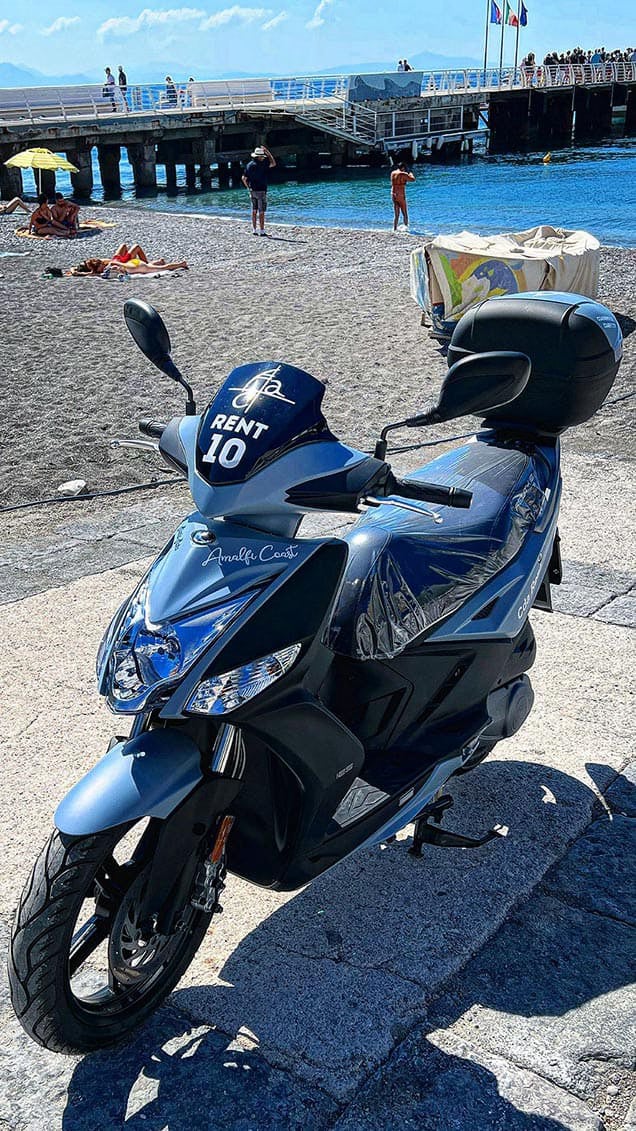 noleggio scooter ad Amalfi